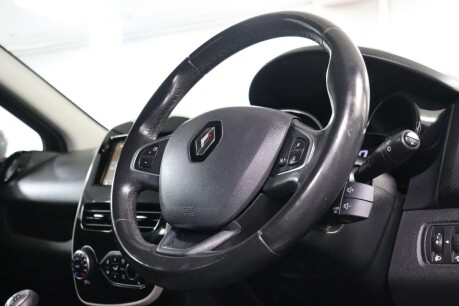 Renault Clio DYNAMIQUE S NAV TCE 12