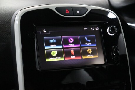Renault Clio DYNAMIQUE S NAV TCE 37
