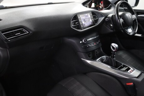 Peugeot 308 PURETECH S/S ALLURE 34