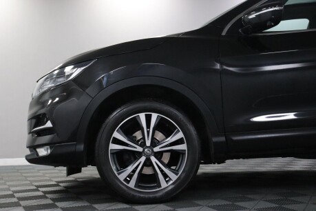 Nissan Qashqai N-CONNECTA DIG-T 27