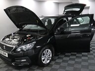 Peugeot 308 PURETECH S/S SW ACTIVE 8