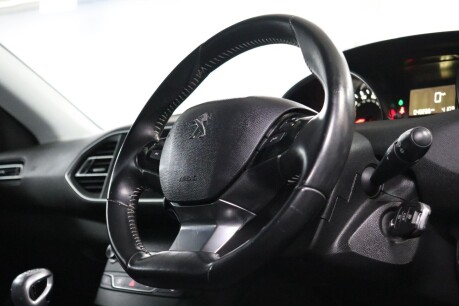 Peugeot 308 PURETECH S/S SW ACTIVE 34