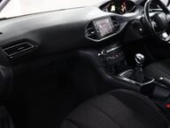Peugeot 308 PURETECH S/S SW ACTIVE 23