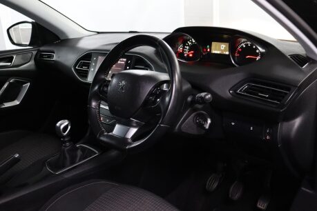 Peugeot 308 PURETECH S/S SW ACTIVE 6