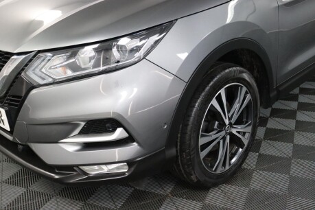Nissan Qashqai DIG-T N-CONNECTA 31