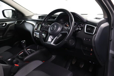 Nissan Qashqai DIG-T N-CONNECTA 3