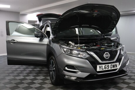 Nissan Qashqai DIG-T N-CONNECTA 15