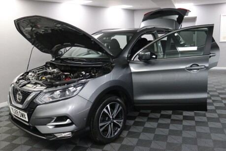 Nissan Qashqai DIG-T N-CONNECTA 16