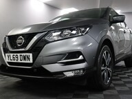 Nissan Qashqai DIG-T N-CONNECTA 28