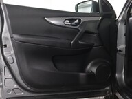 Nissan Qashqai DIG-T N-CONNECTA 44