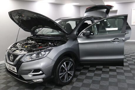 Nissan Qashqai DIG-T N-CONNECTA 17