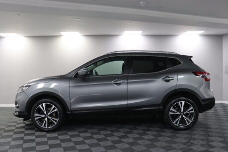 Nissan Qashqai DIG-T N-CONNECTA 19