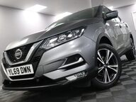 Nissan Qashqai DIG-T N-CONNECTA 33