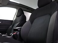 Nissan Qashqai DIG-T N-CONNECTA 36