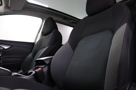 Nissan Qashqai DIG-T N-CONNECTA 36
