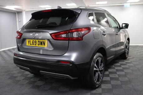 Nissan Qashqai DIG-T N-CONNECTA 23