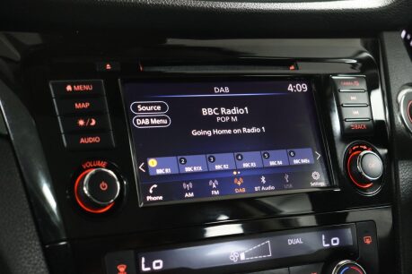 Nissan Qashqai DIG-T N-CONNECTA 32