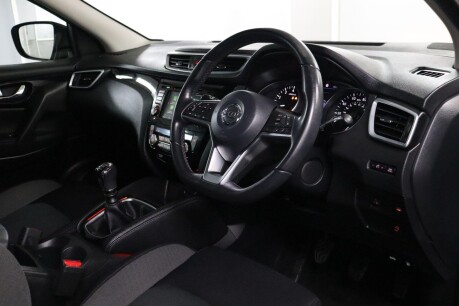 Nissan Qashqai DIG-T N-CONNECTA 3