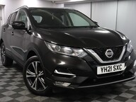 Nissan Qashqai DIG-T N-CONNECTA 19