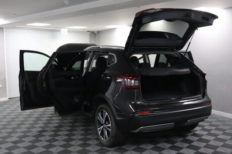 Nissan Qashqai DIG-T N-CONNECTA 21