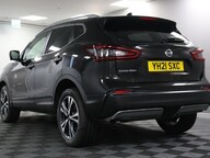 Nissan Qashqai DIG-T N-CONNECTA 22