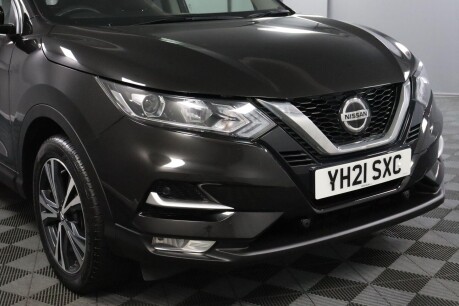 Nissan Qashqai DIG-T N-CONNECTA 26