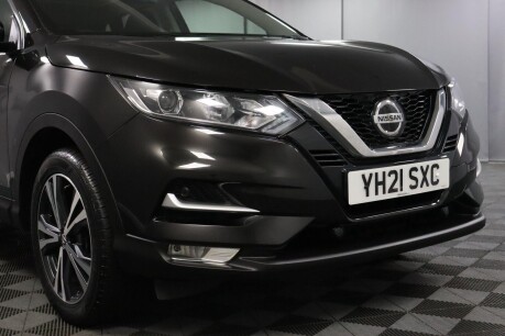 Nissan Qashqai DIG-T N-CONNECTA 24
