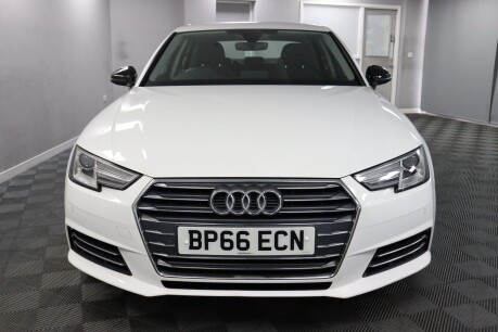 Audi A4 TFSI SPORT 2