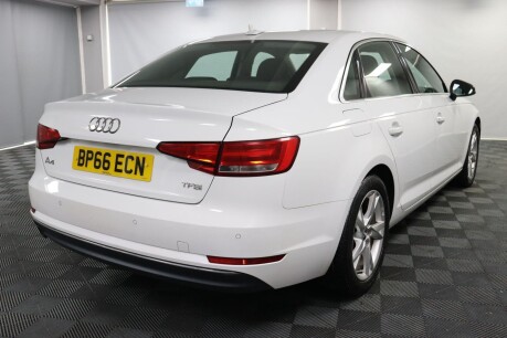 Audi A4 TFSI SPORT 11