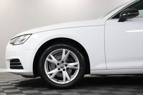 Audi A4 TFSI SPORT 27