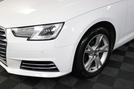 Audi A4 TFSI SPORT 31