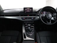Audi A4 TFSI SPORT 40