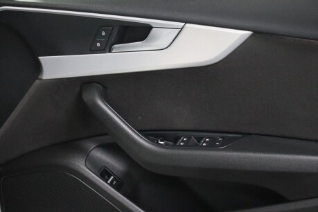 Audi A4 TFSI SPORT 36