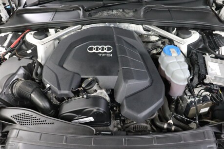 Audi A4 TFSI SPORT 44