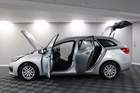 Kia Ceed CRDI 1 4