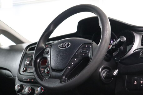 Kia Ceed CRDI 1 12