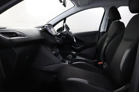 Peugeot 208 BLUE HDI ACTIVE 41