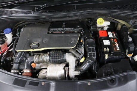 Peugeot 208 BLUE HDI ACTIVE 43