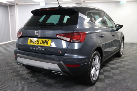 SEAT Arona TSI FR 11
