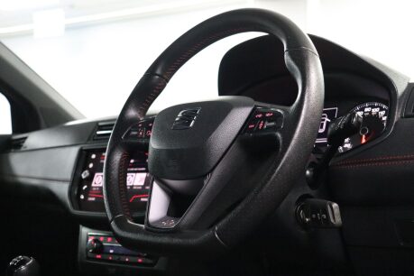 SEAT Arona TSI FR 13
