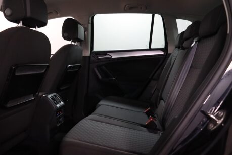 Volkswagen Tiguan SE NAV TDI BMT 4MOTION 22