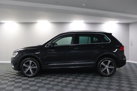 Volkswagen Tiguan SE NAV TDI BMT 4MOTION 18