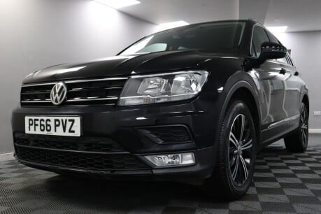 Volkswagen Tiguan SE NAV TDI BMT 4MOTION 28