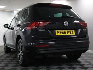 Volkswagen Tiguan SE NAV TDI BMT 4MOTION 29