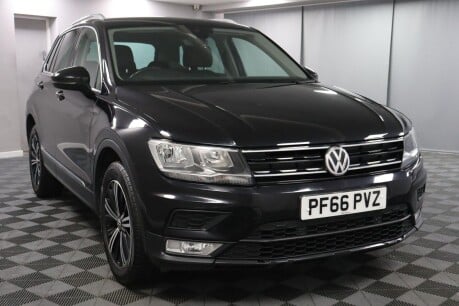 Volkswagen Tiguan SE NAV TDI BMT 4MOTION 30
