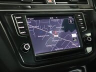 Volkswagen Tiguan SE NAV TDI BMT 4MOTION 38