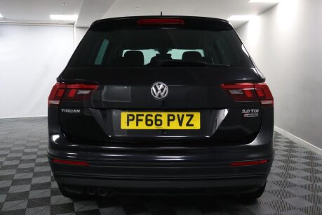Volkswagen Tiguan SE NAV TDI BMT 4MOTION 8