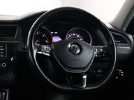 Volkswagen Tiguan SE NAV TDI BMT 4MOTION 46