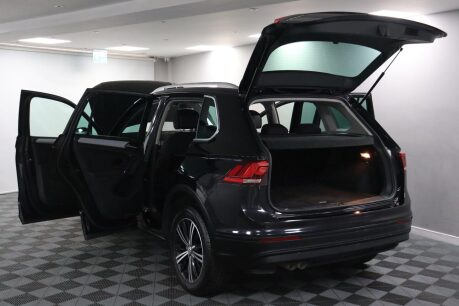 Volkswagen Tiguan SE NAV TDI BMT 4MOTION 21