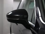 Volkswagen Tiguan SE NAV TDI BMT 4MOTION 33